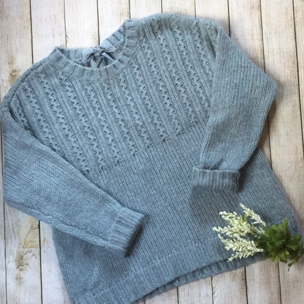 NWT Aerie Back Bow Accent Sweater Size XL
